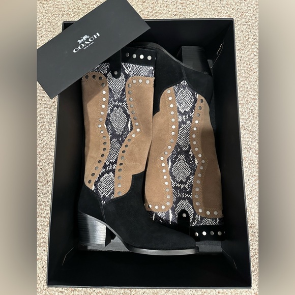 Coach Payton Western Boot. Size 7. Worn once. Immaculate condition. - Picture 2 of 9